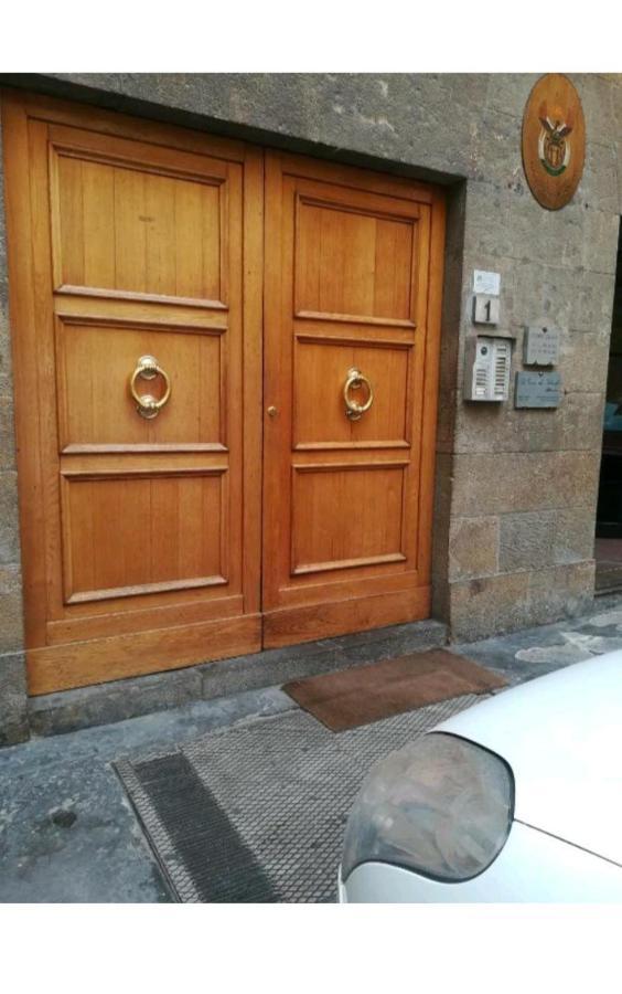 Torre Del Marzocco * Florenz